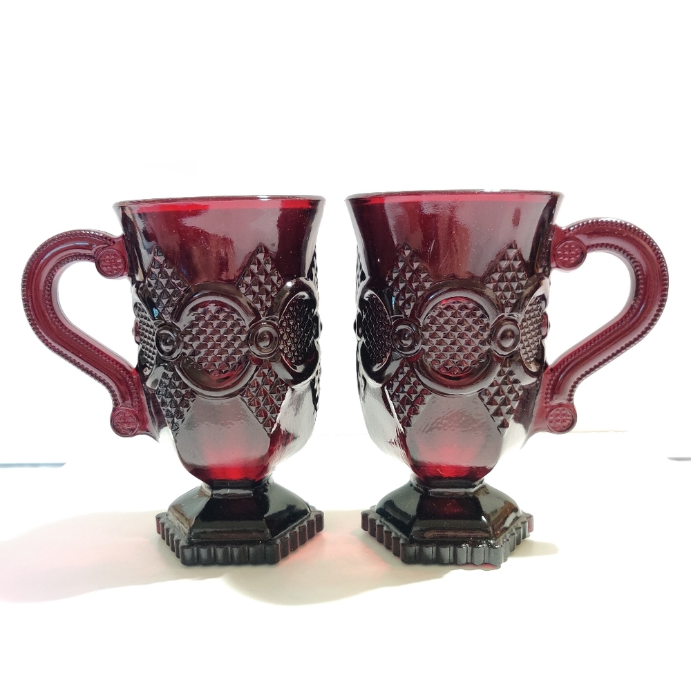 AVON 1876 Cape Cod Collection Pedestal Mug
